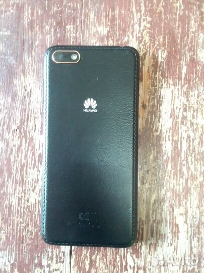 Телефон Huawei y5 lite