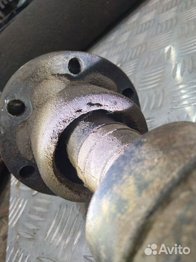 Карданный вал задней оси Range Rover Sport 1, L320