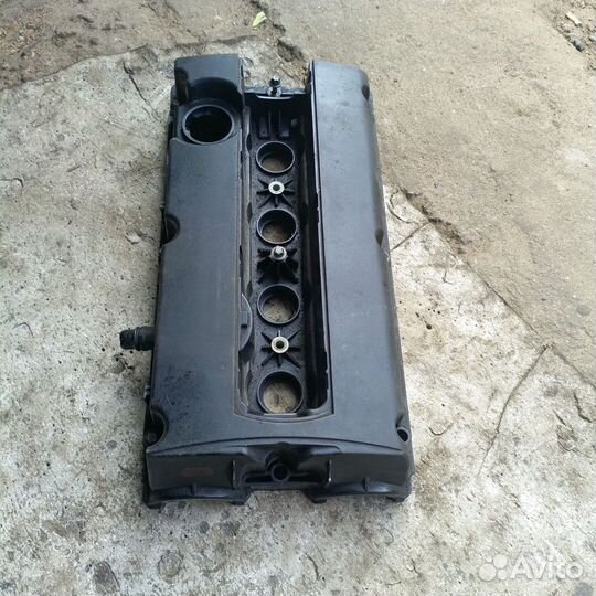 Клапанная крышка Опель Z16XEP