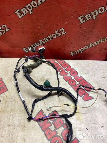 Проводка двери передняя правая Nissan X-Trail T32