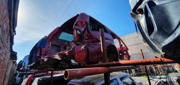 Кузов паджеро спорт на запчасти