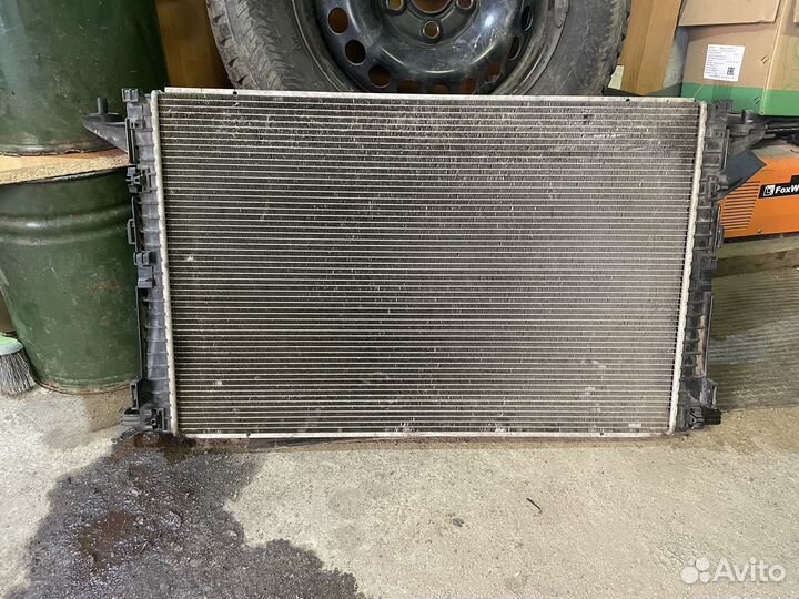 Радиатор охлаждения Audi q7 4m