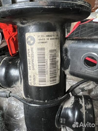 Передний амортизатор на bmw f01