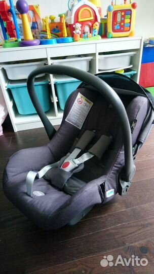 Автокресло Inglesina Huggy Multifix