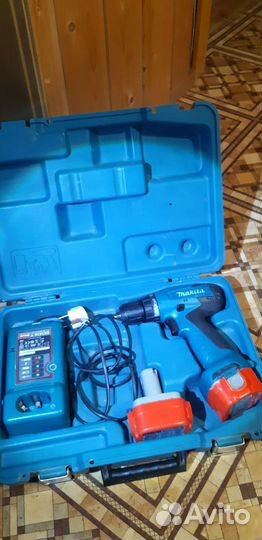 Шуруповерт makita 12v