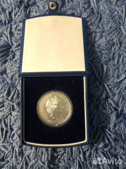 Серебряная монета Снеговик