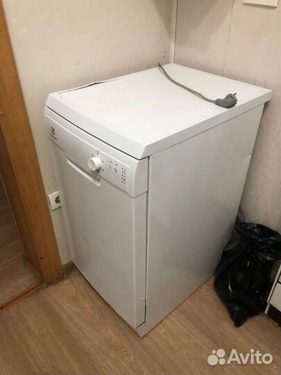 Посудомоечная машина Electrolux 60