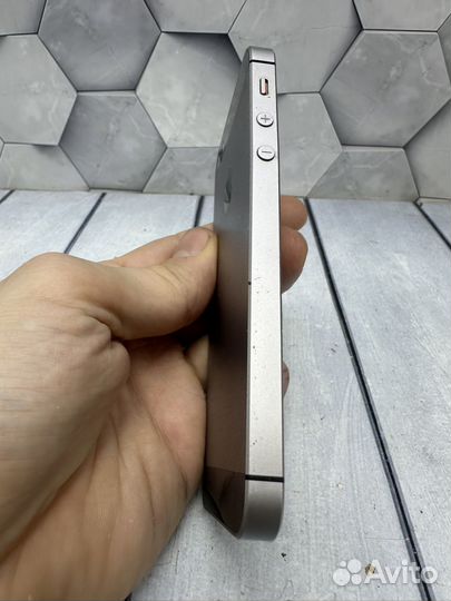 Корпус от iPhone se