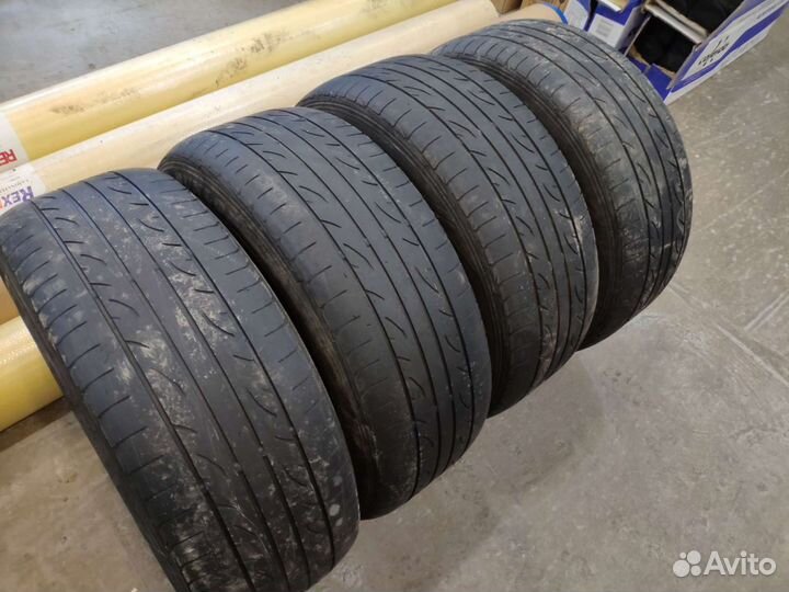 Dunlop Direzza Sport Z1 235/55 R17 99V