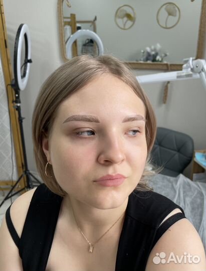 Перманентный макияж бровей