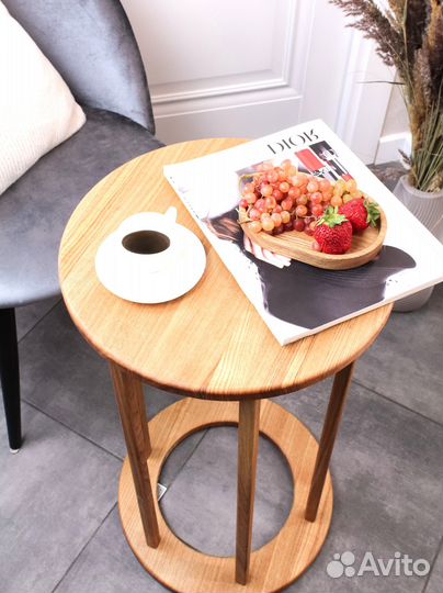 Столик прикроватный из ясеня