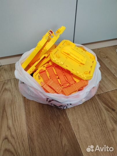 Детская парковка для машинок