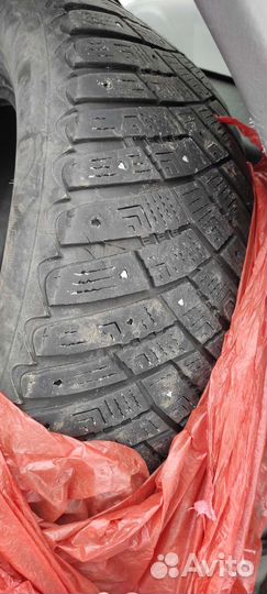 Goodyear Ultragrip Ice Arctic 215/65 R16 98