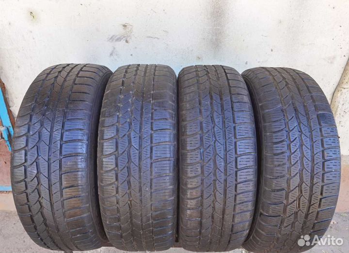 Continental ContiIceContact 4x4 215/60 R17 96H