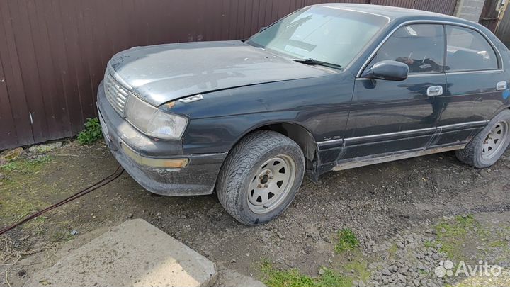 Toyota crown 141 разбор