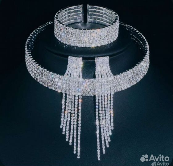 Комплекты украшений, бижутерия в аренду