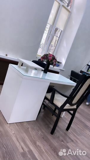 Сдается место для мастера маникюра