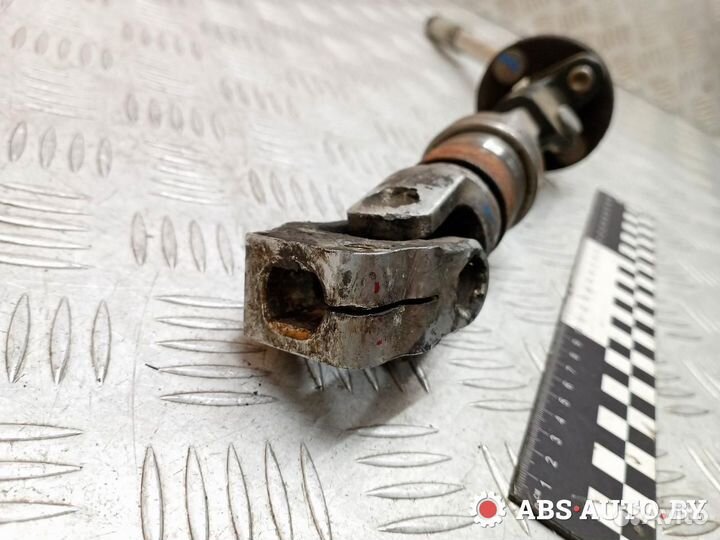 Рулевой карданчик Volvo XC70 2 2004