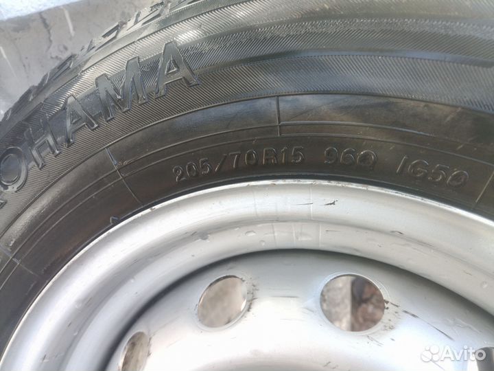 Yokohama Ice Guard Studless IG50 205/70 R15 96Q