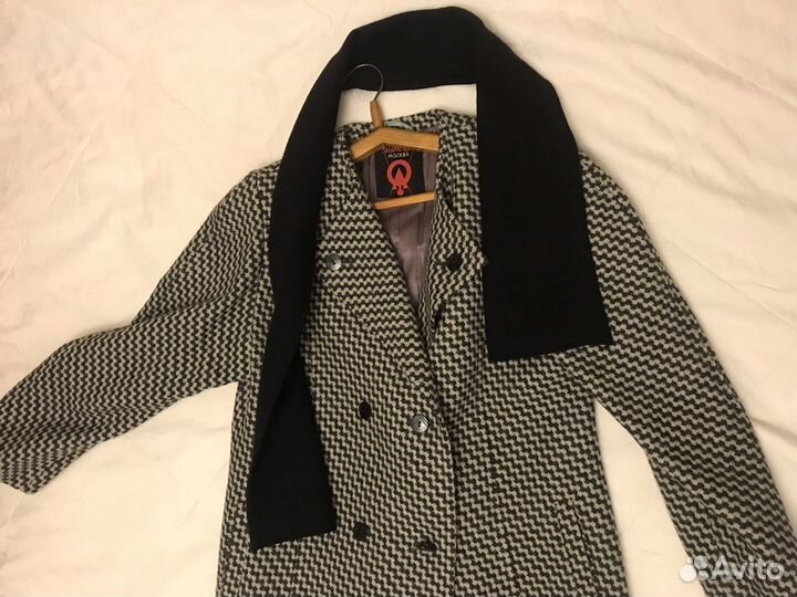 Пальто женское 48 50 бу