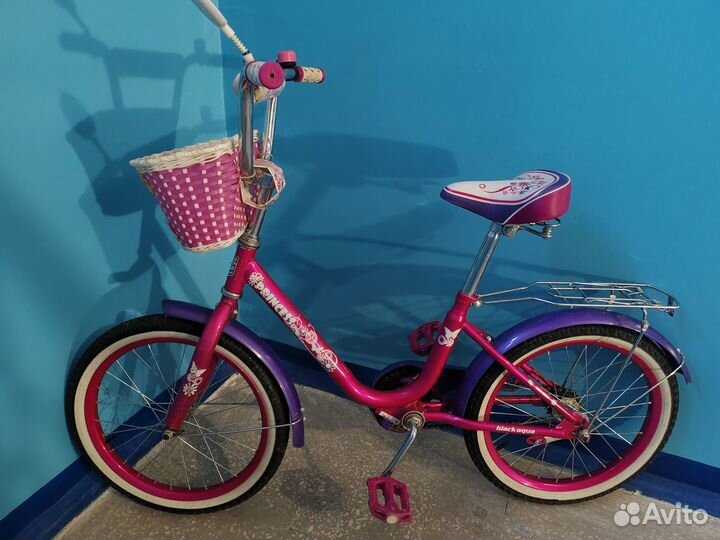 Велосипед на девочку, 6-7 лет 18 дюймов