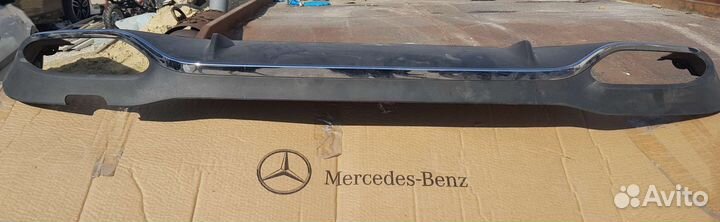 Спойлер юбка заднего бампера Mercedes E-Klasse