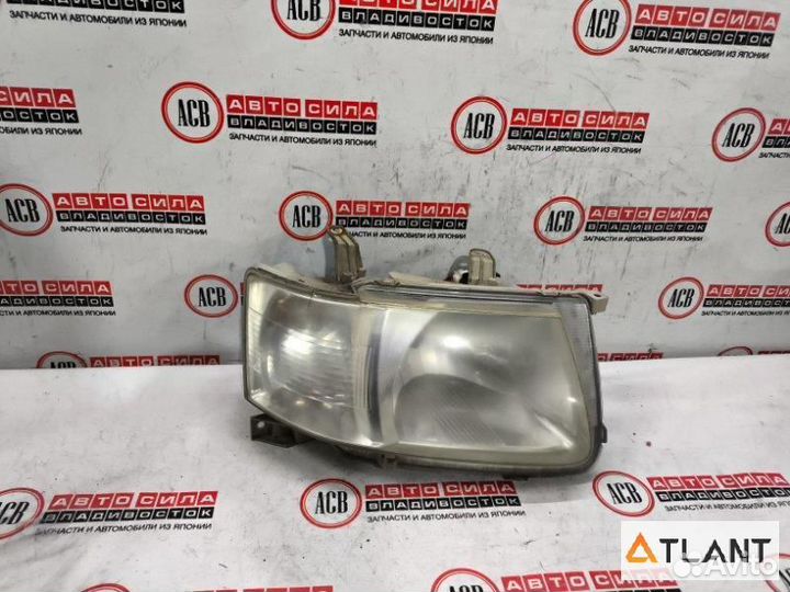 Фара правая toyota succeed