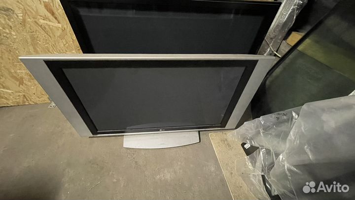 Телевизор LG 42px3rv