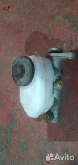 Камри главный тормозной цилиндр Toyota Camry V20