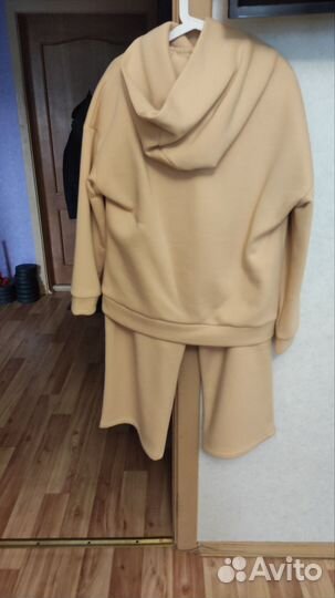 Спортивный костюм женский