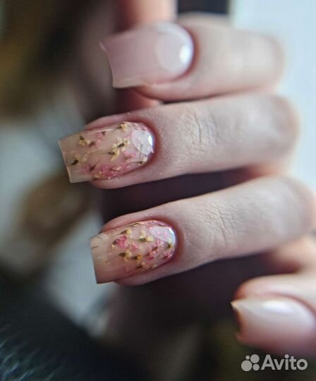 Маникюр, педикюр