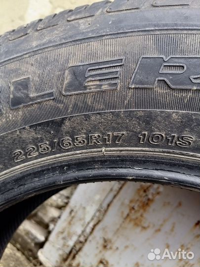 Bridgestone Dueler H/T 225/65 R17 102