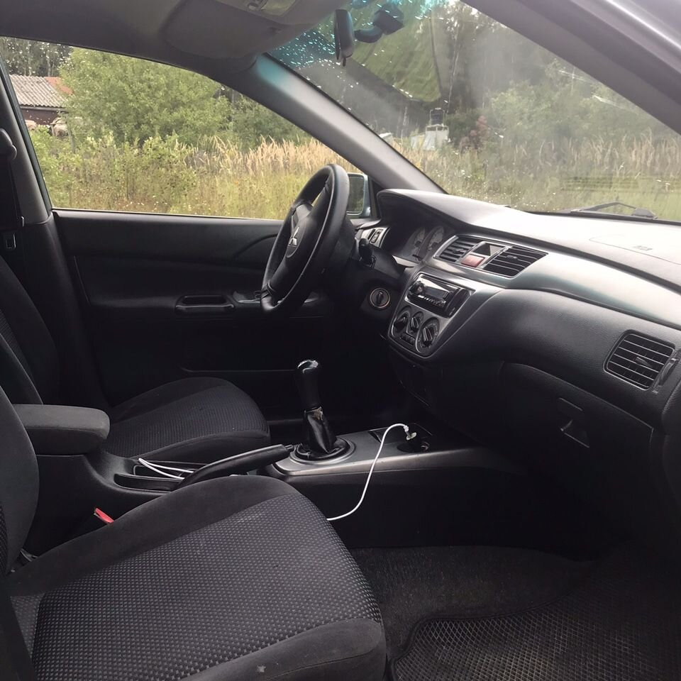 Mitsubishi Lancer: фото владельца