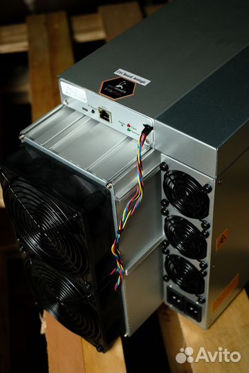 Майнер Antminer S19j Pro+ 120TH с гтд
