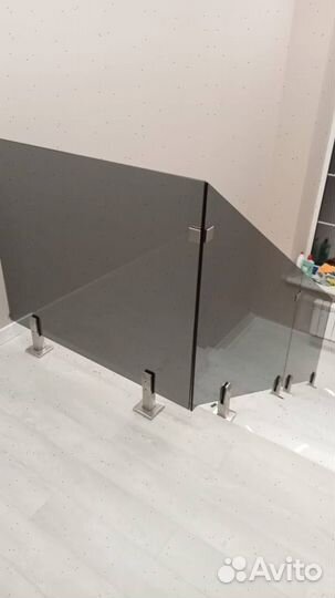 Стеклянные ограждения для балконов Перила для лест