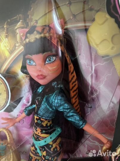 Monster high кукла Клеолей в коробке