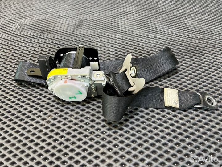 Ремень безопасности лев. зад. Lexus Gx460