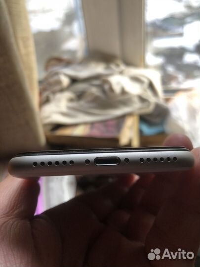 iPhone SE (2020), 128 ГБ