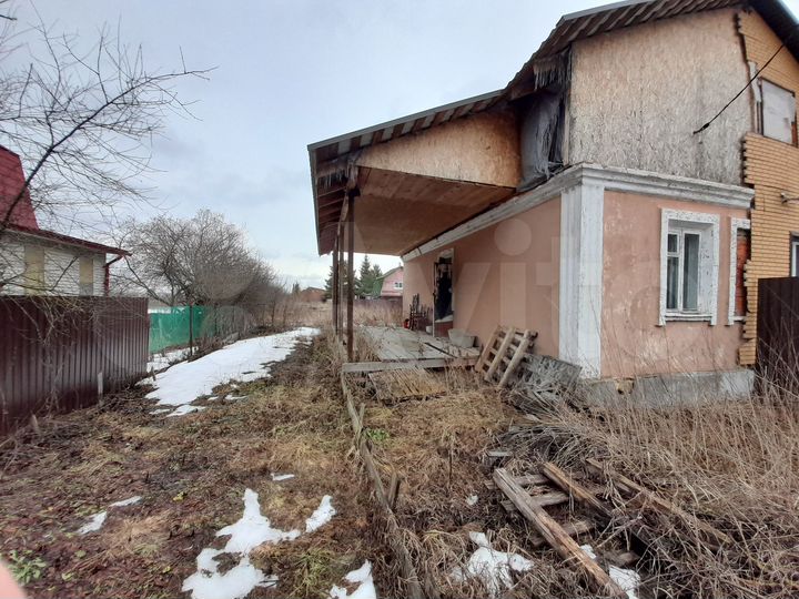 Дом 25 м² на участке 12 сот.