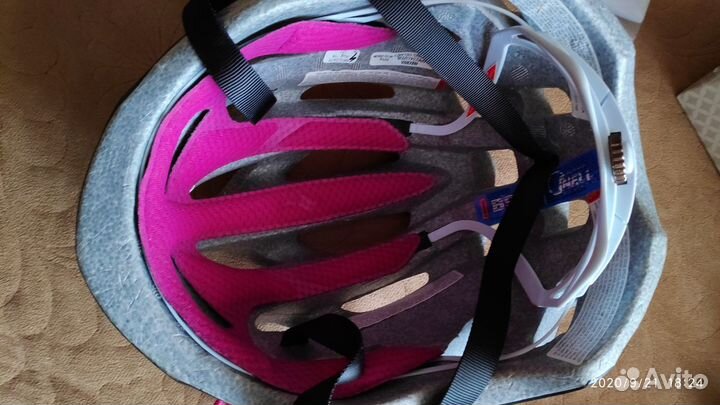Шлем Specialized и аксессуары garmin suunto