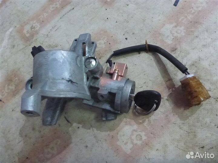 Замок зажигания Mitsubishi Galant E52A 1800 1994