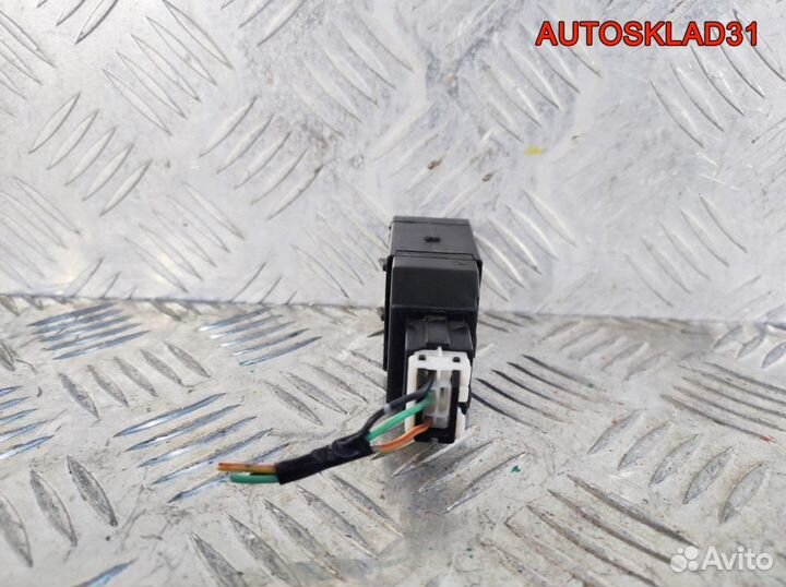 Кнопка корректора фар Mitsubishi Carisma MR114337