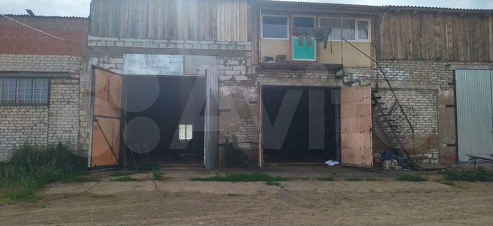 Гараж, > 30 м²