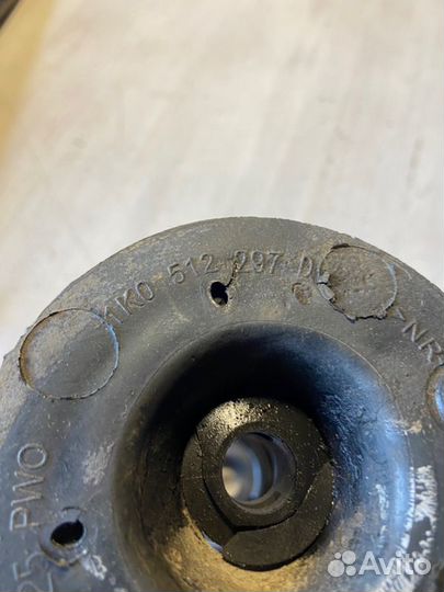 Пружина задняя Volkswagen Passat B6 BSE 1 2008