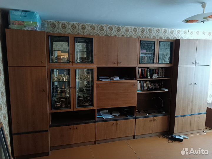 Стенка в гостиную