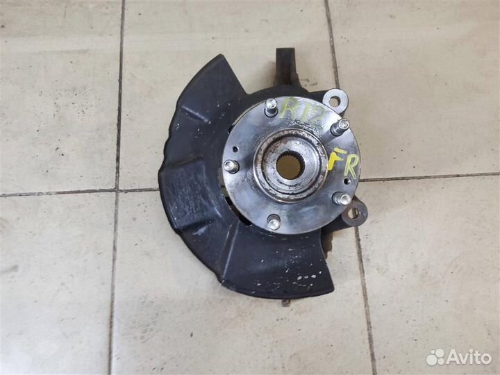 Кулак передний правый KIA Sportage 2 (KM) 2008