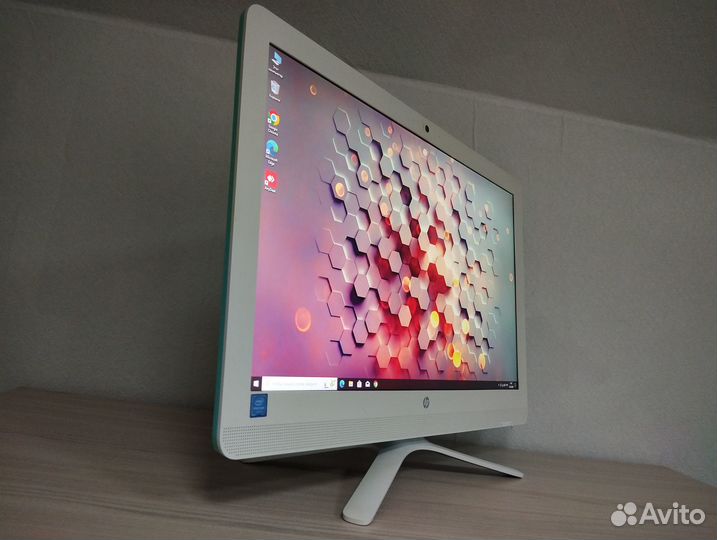 Моноблок HP TPC-Q032-24