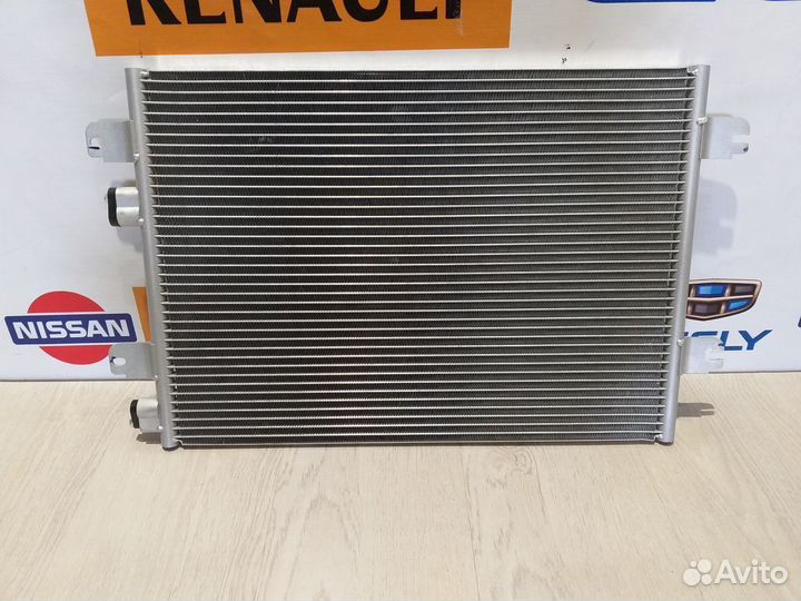 Радиатор кондиционера Nissan almera G15