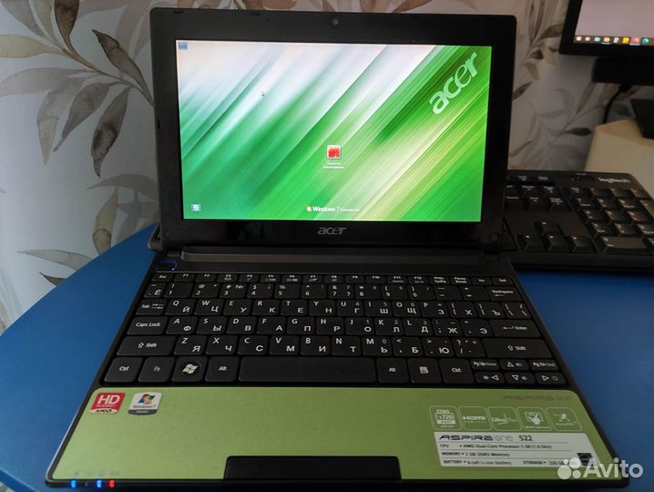 Нетбук Acer Aspire One 522 AMD Brazos в компактном