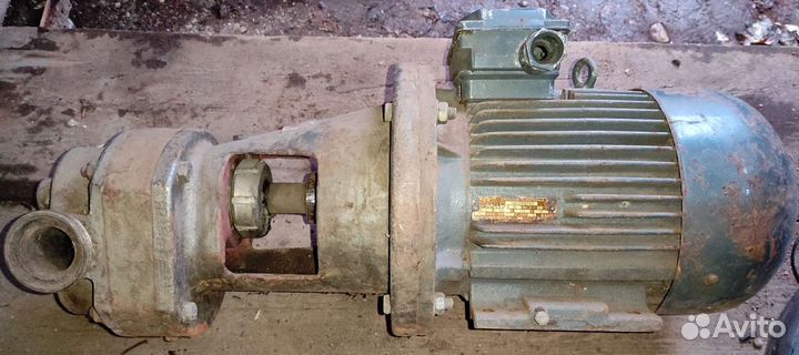 Электродвигатель 380 с помпой 3 квт